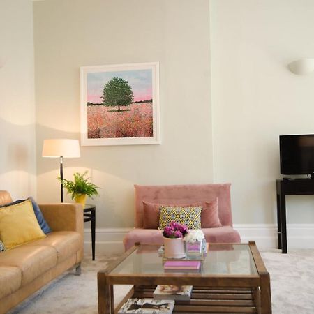 Seaview Mansion Apartment - Central Hove With Parking Eksteriør billede